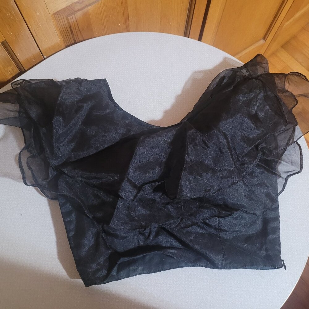 Beautiful stylish Organza Frill blouse in black Size  32 bust NWT